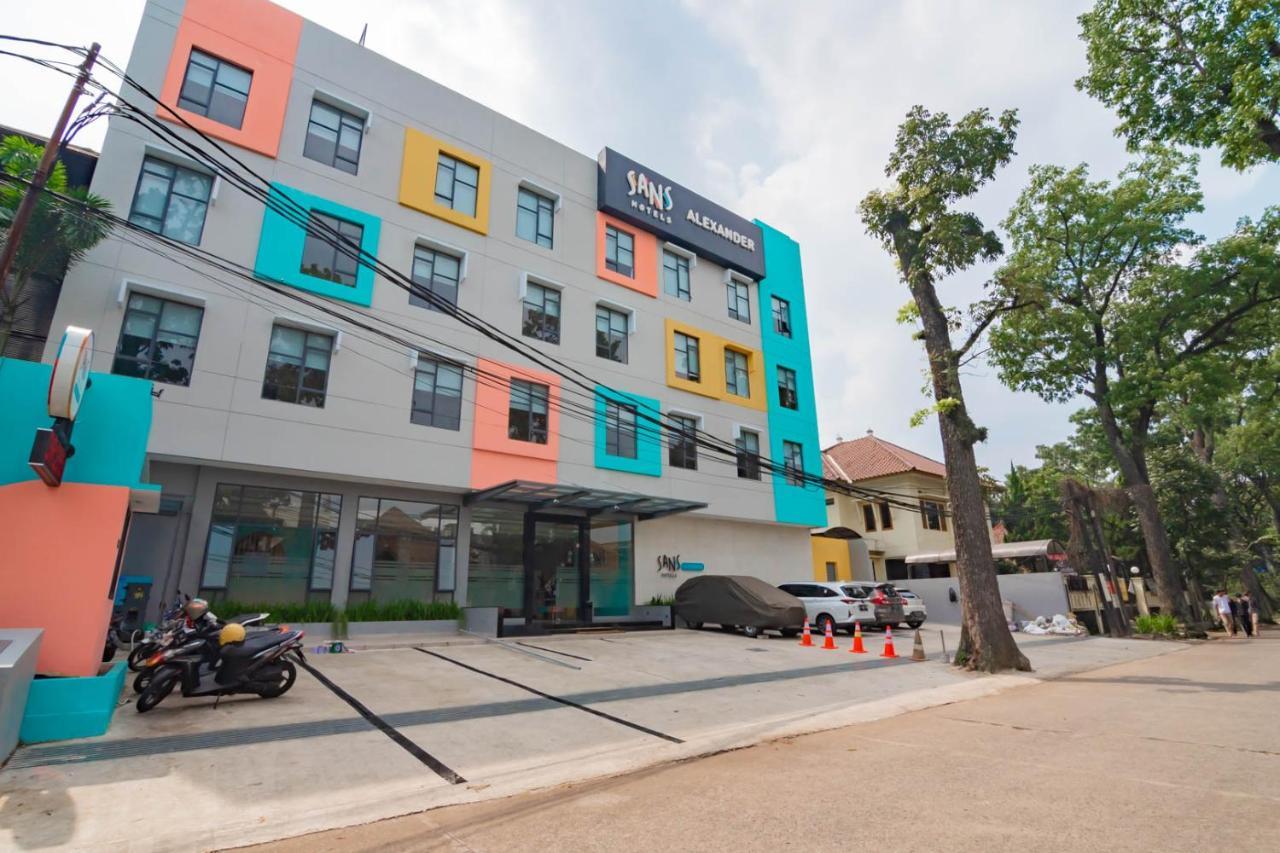 Sans Hotel Alexander Bandung Exterior foto