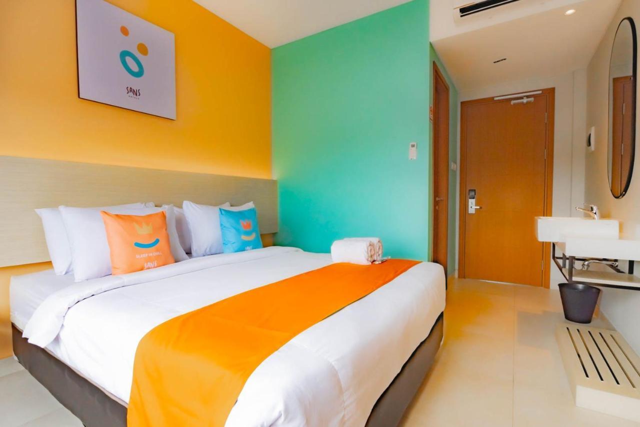 Sans Hotel Alexander Bandung Exterior foto